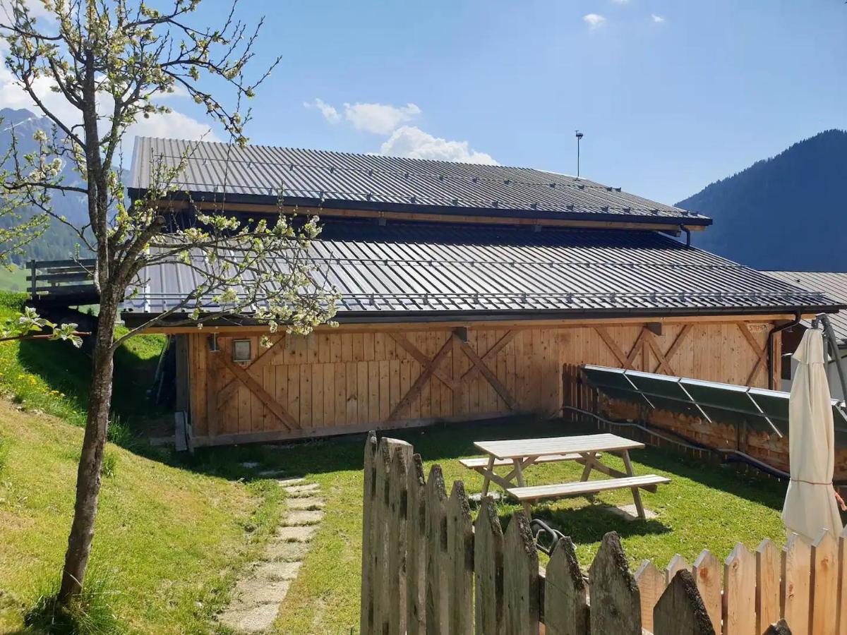 App Col Di Lana - Agriturismo La Majon Da Col Колле-Санта-Лучия Экстерьер фото